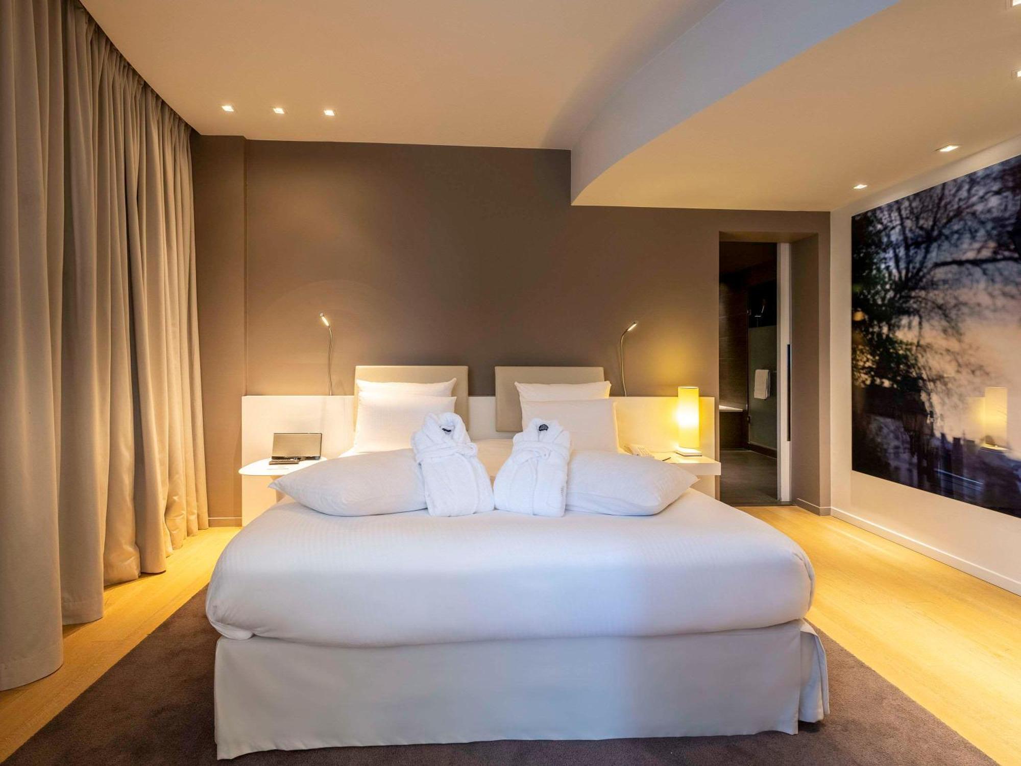 Hotel Pullman Brussels Centre Midi Saint-Gilles Esterno foto