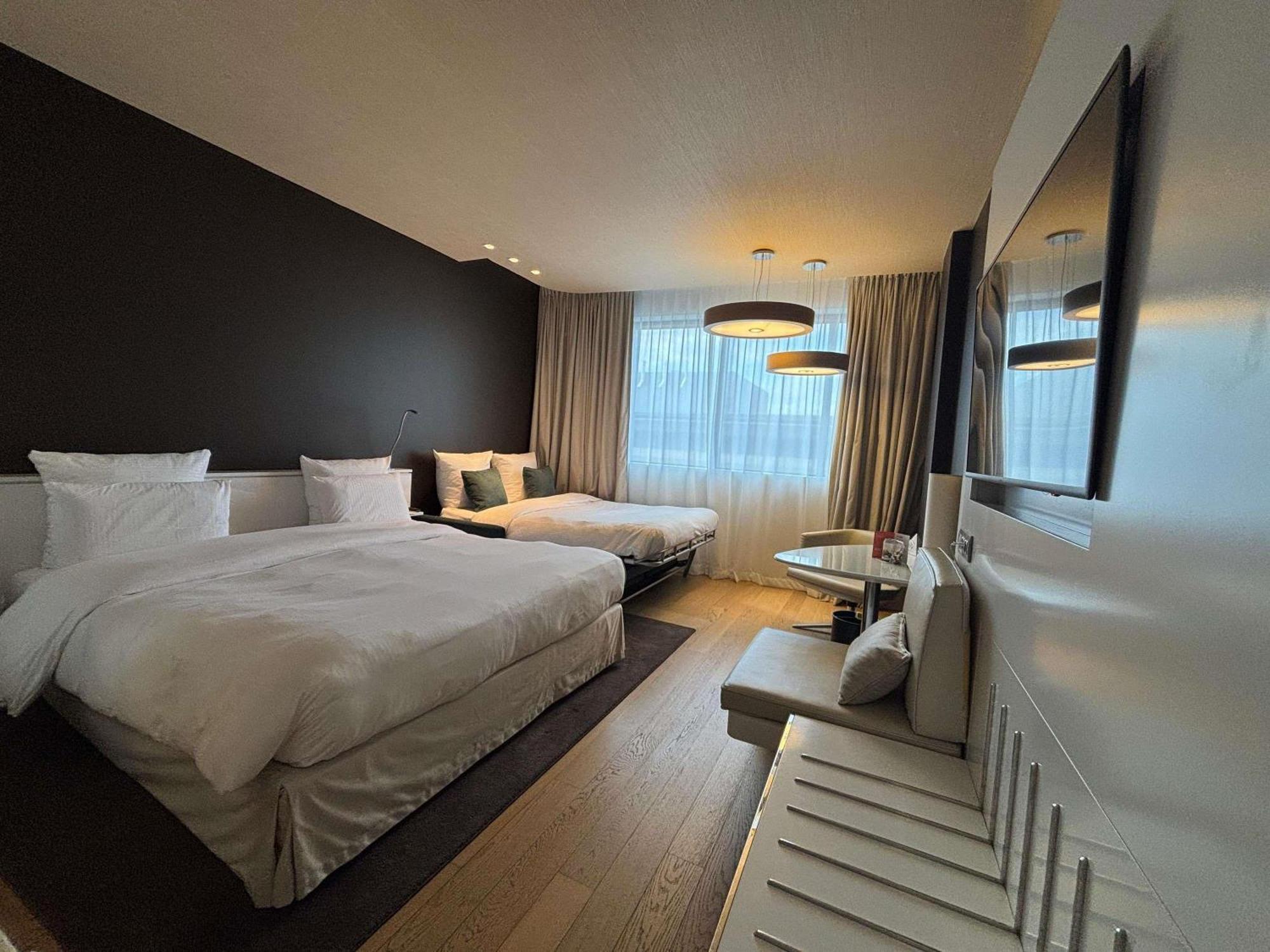 Hotel Pullman Brussels Centre Midi Saint-Gilles Esterno foto