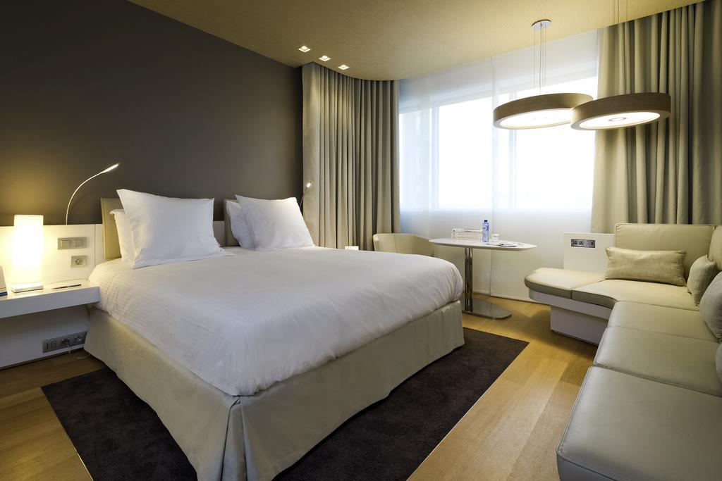 Hotel Pullman Brussels Centre Midi Saint-Gilles Esterno foto